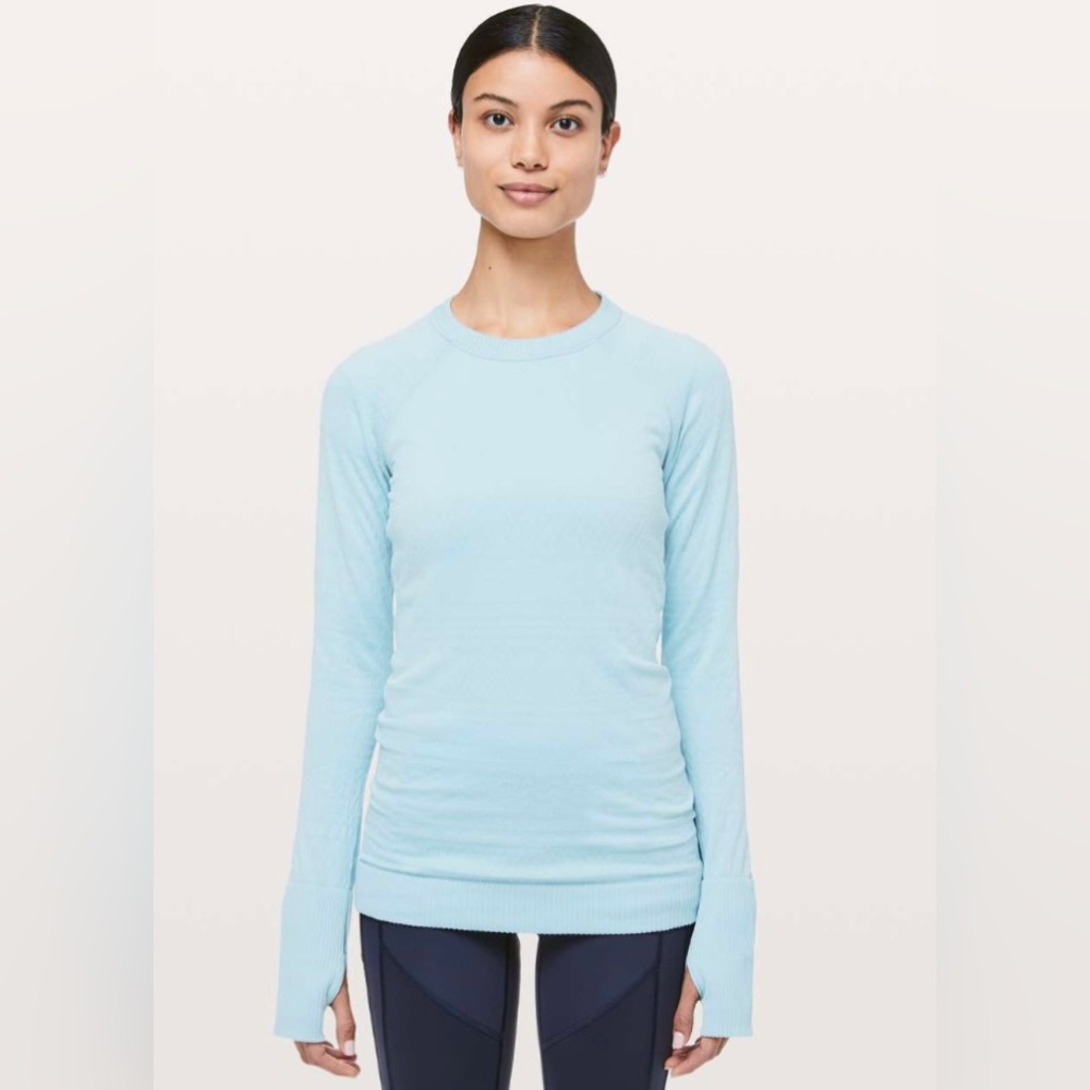 Lululemon Rest Less Pullover Blue Haze size 4 EUC